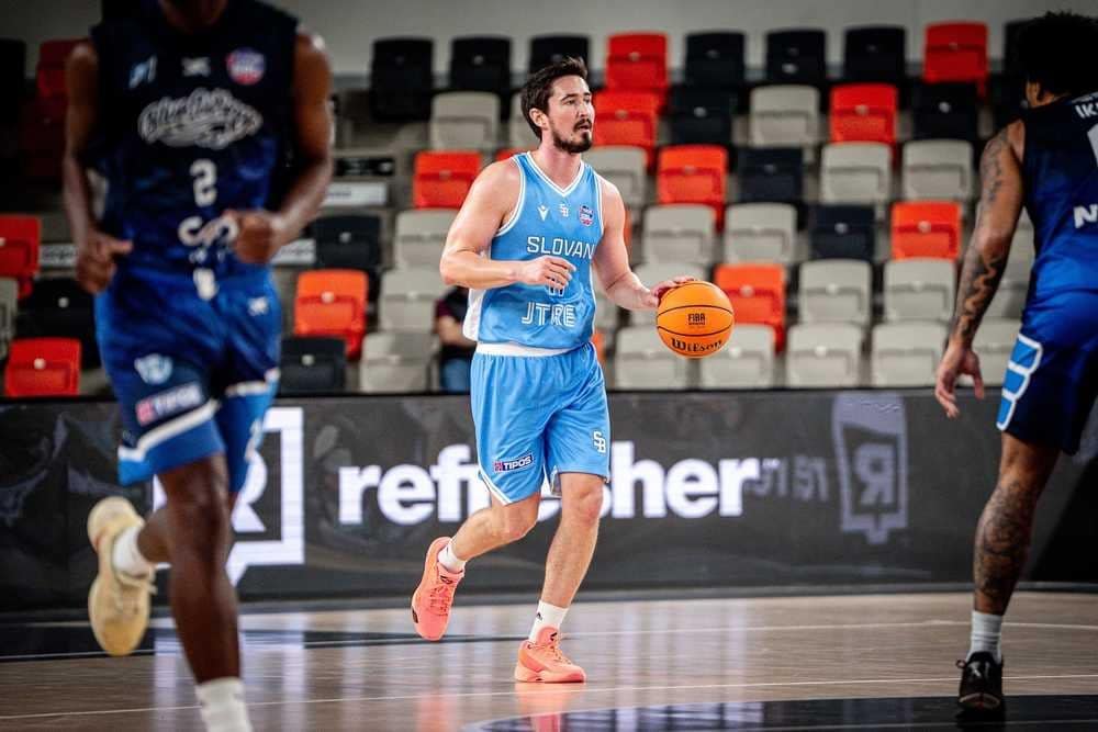 FOTO/VIDEO: Blue Wings na Slovane pohoreli