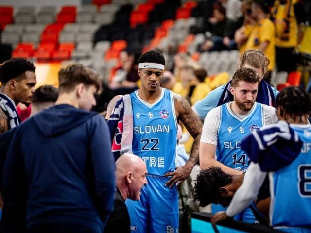 VIDEO: Slovan padol po rumunskej kanonáde spoza oblúka