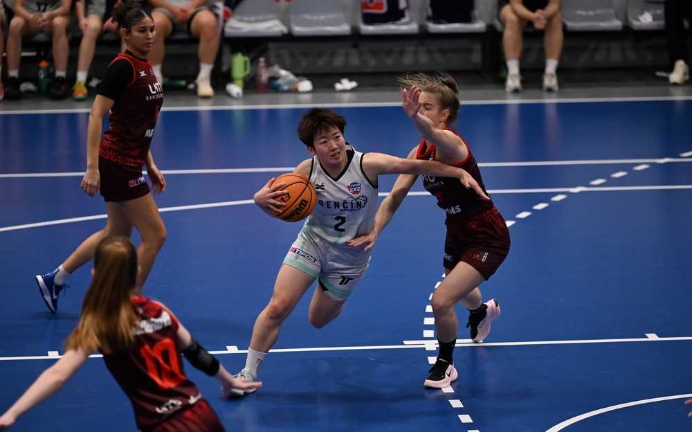 Japonská rozohrávačka Shiho Yamazaki pokračuje v Trenčíne