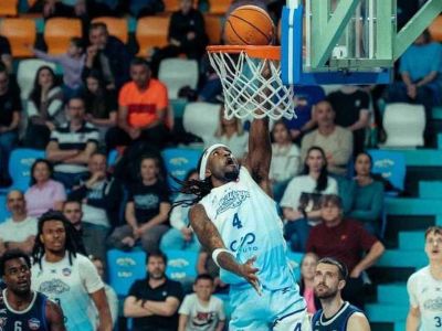 FOTO/VIDEO: Nitra postúpila suverénne do semifinále, Levice deklasovali Spišskú