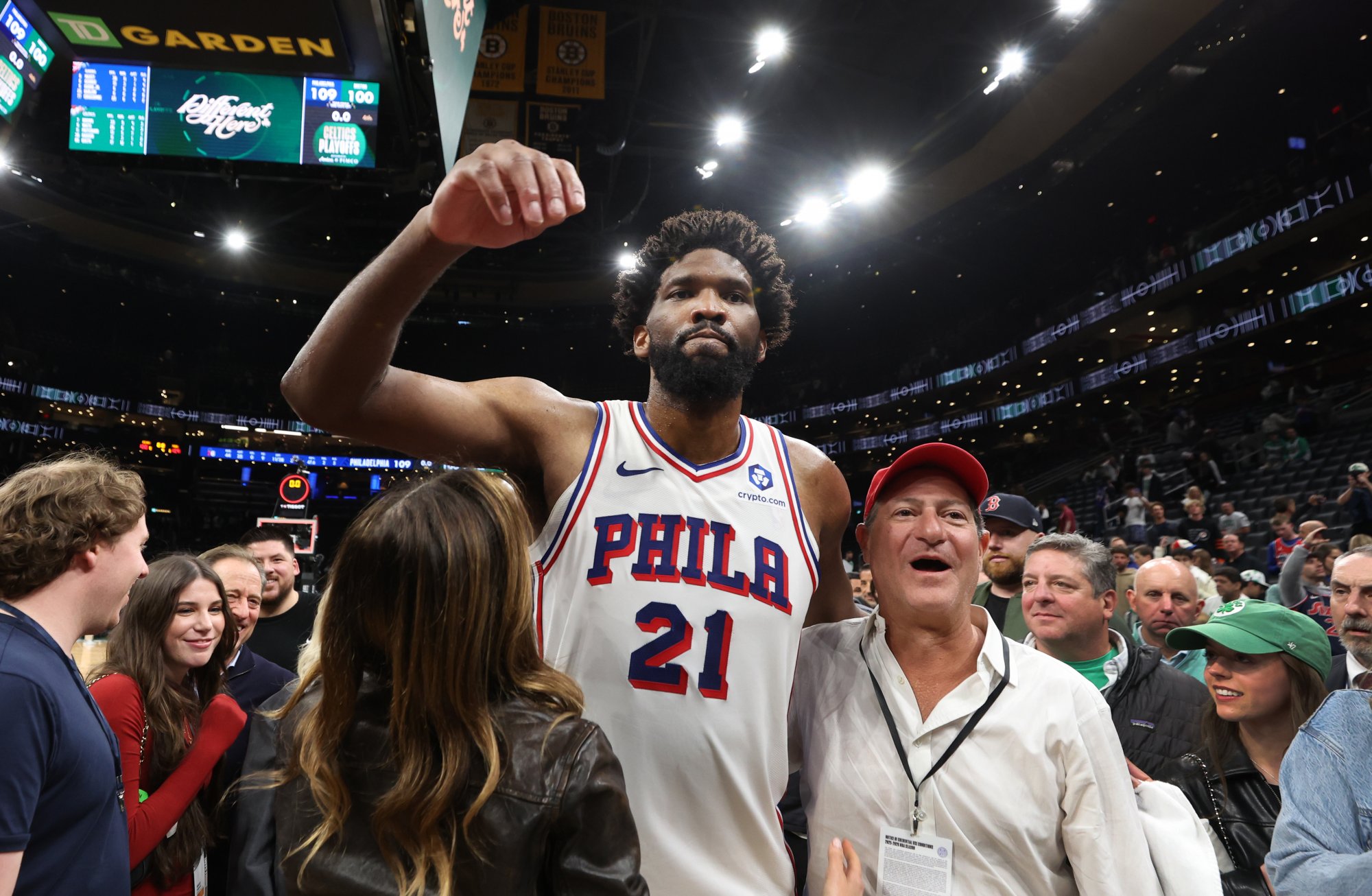 VIDEO: Embiid s Philadelphiou šokoval Boston, 76ers otočili z 1:3 na zápasy na 4:3