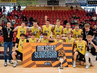 VIDEO/M-SR Kadeti U18: Titul pre Inter a druhá ja domáca Prievidza, bronz berú Lučenčania