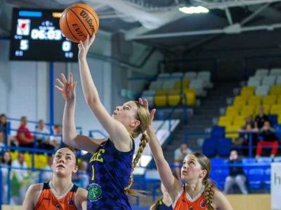 FOTO/VIDEO/M-SR Staršie žiačky U15: Vo finále sa stretnú dva kluby z východu