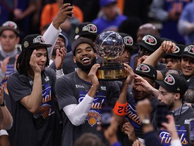 VIDEO: New York Knicks vyhral 11. zápas po sebe a po 27 rokoch je vo finále