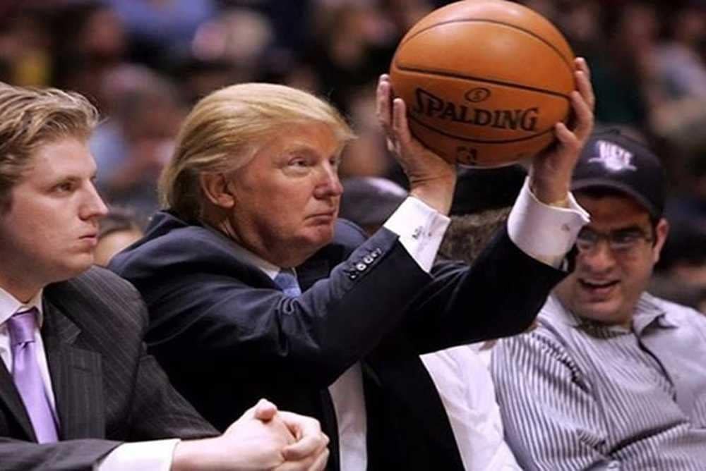 Prezident USA sa po rokoch vyberie na NBA